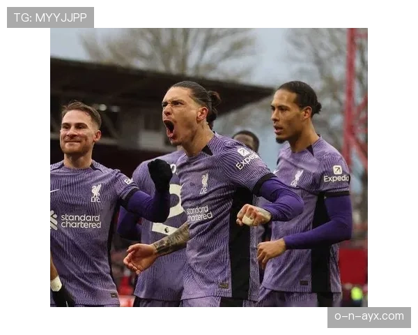 索伊伦闪耀英超赛场，助球队强势冲击联赛前列