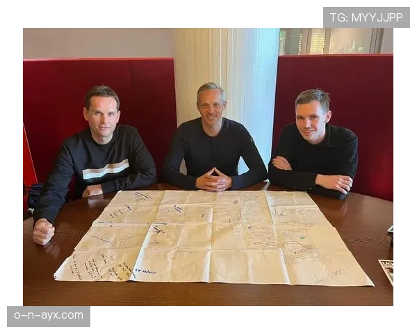 克鲁伊夫战术焕发新生：全面控球与灵活变阵引领现代足球变革