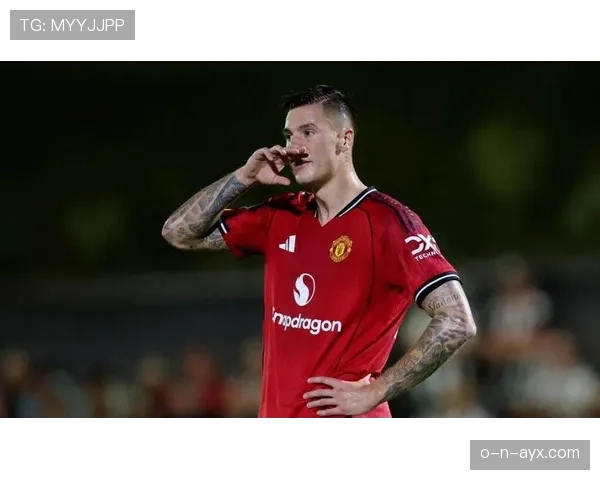 曼联中场结构失衡，控球优势难转化为比赛控制